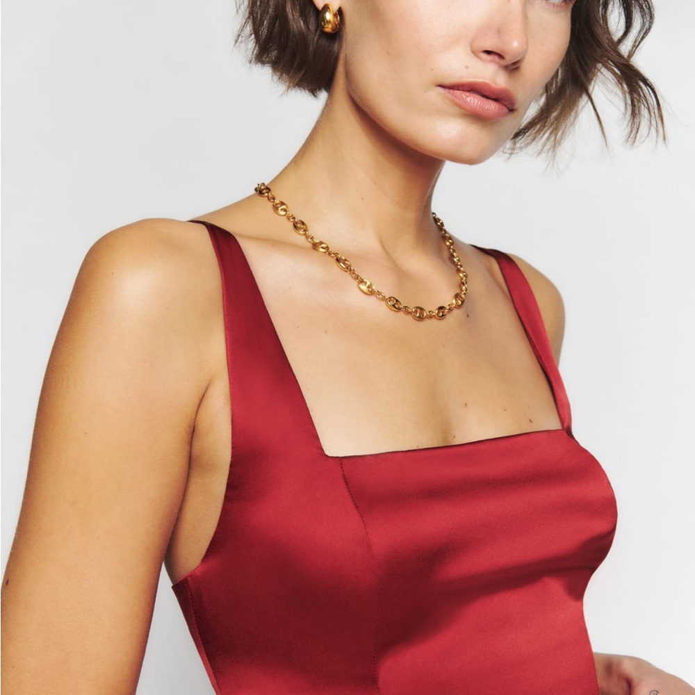 Reformation Solay Red Silk Dress in the color Sangre 10 - Picture 3 of 4